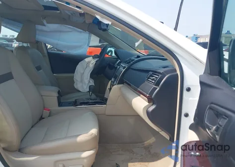 2013 Toyota Camry Xle z USA, uszkodzony, nr VIN 4T1BF1FK3DU714379